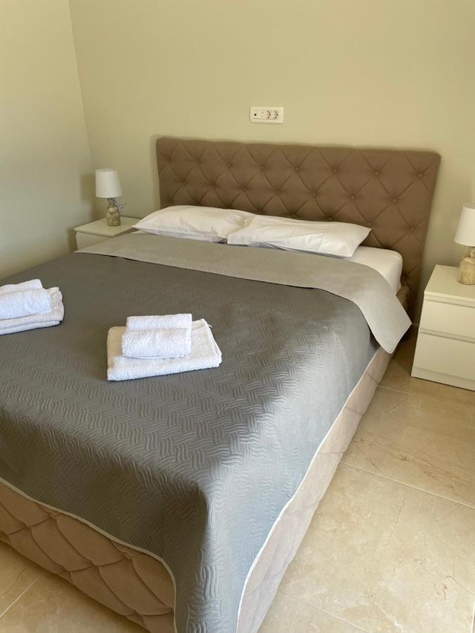 Villa Pul Risan Eksteriør bilde