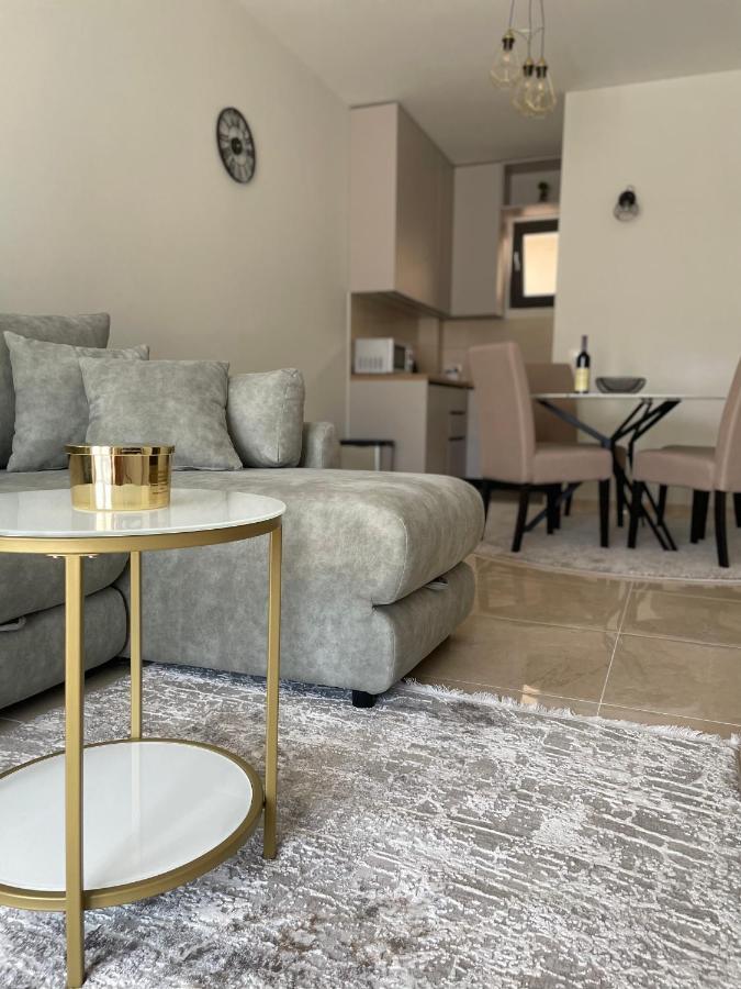 Villa Pul Risan Eksteriør bilde